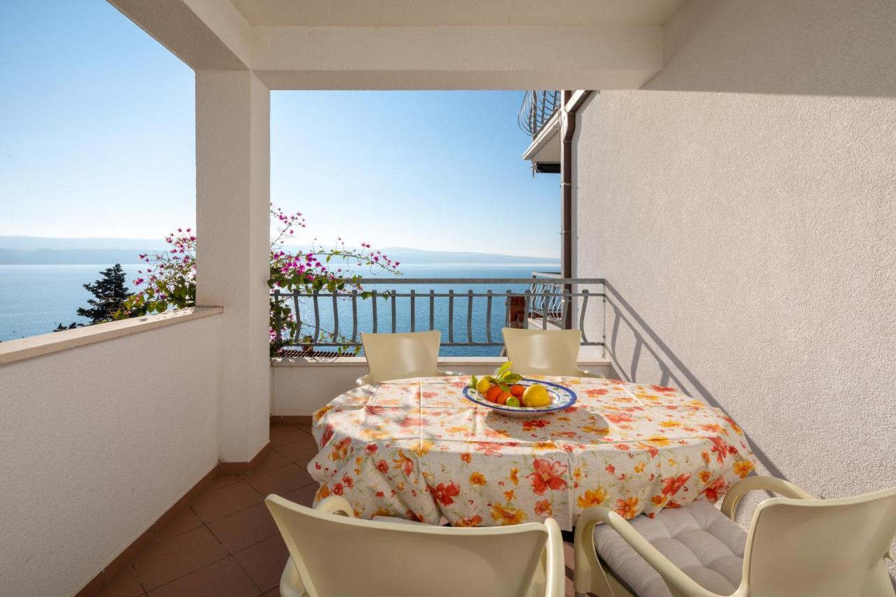 Beach Penthouse Diamond Omiš Exteriér fotografie